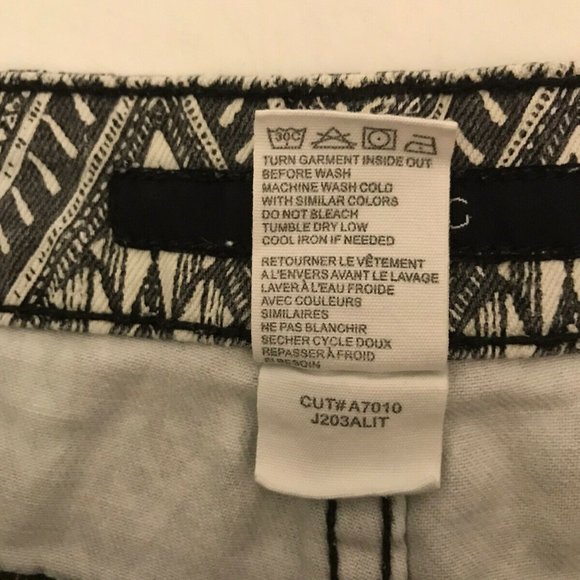 Billabong Denim Jean Cutoff Shorts Laneway Aztec Tribal Distressed Fringe Sz 26 - Picture 6 of 6